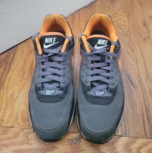 Nike Air Max 90